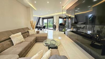 Maison d'architecte - 110 m² - 4 pièces