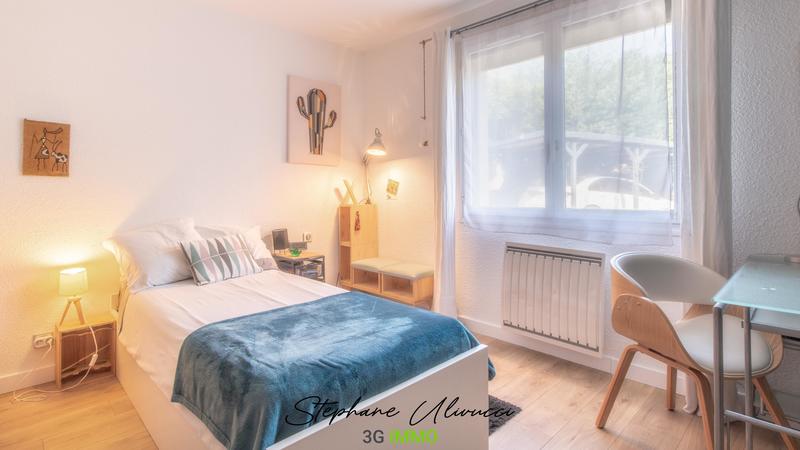 Maison d'architecte - 263 m² - 9 pièces