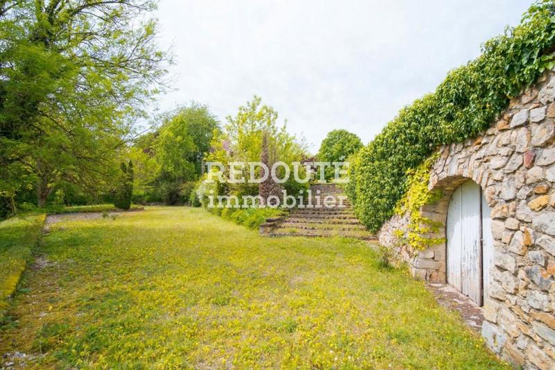 Maison d'architecte - 413 m² - 7 pièces