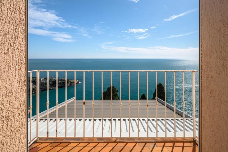 Appartement - 170 m² - 6 pièces