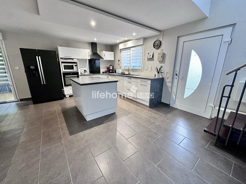 Maison - 126 m² - 5 pièces