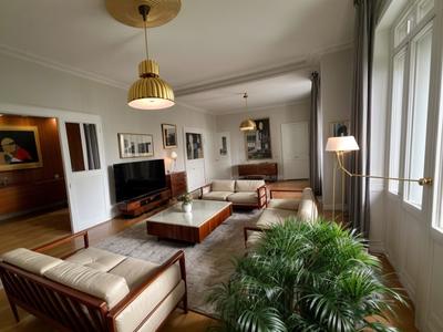 Maison - 193 m² - 8 pièces