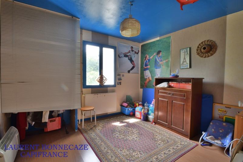 Maison - 180 m² - 8 pièces