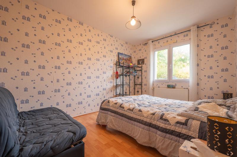 Maison - 102 m² - 4 pièces