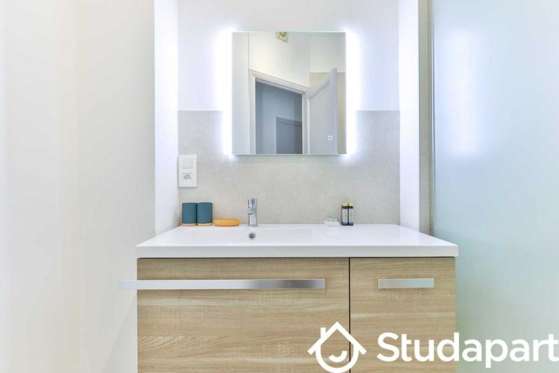 Appartement - 80 m² - 3 pièces