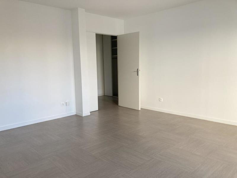 Appartement - 61 m² - 2 pièces