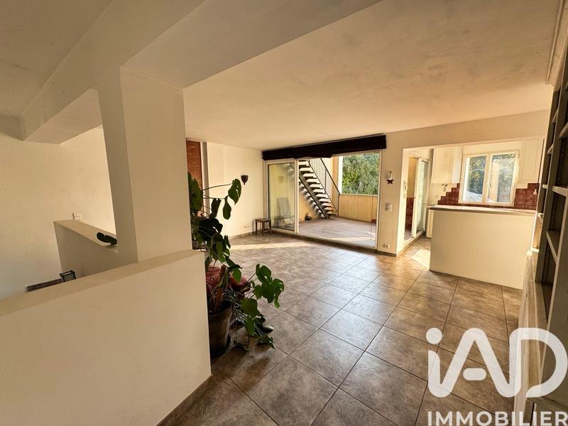 Maison - 104 m² - 3 pièces
