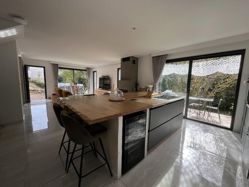 Maison - 148 m² - 5 pièces