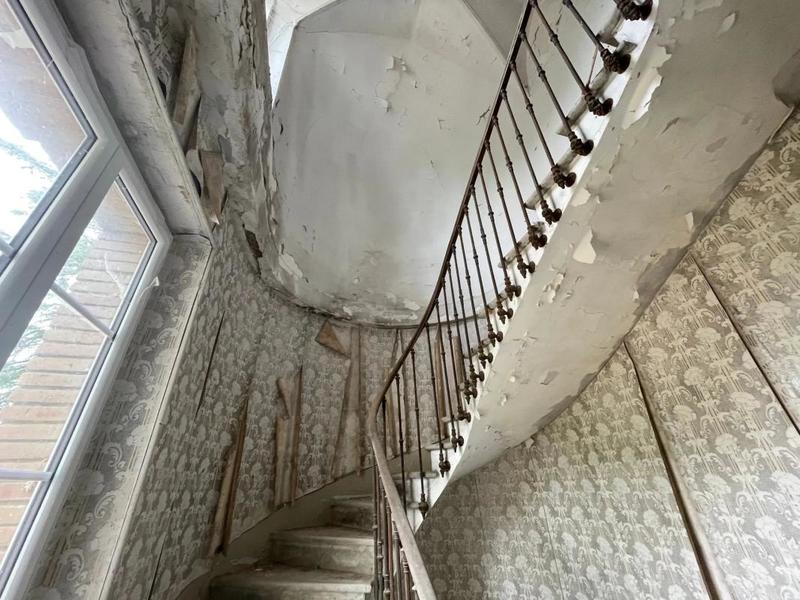 Maison - 500 m² - 10 pièces