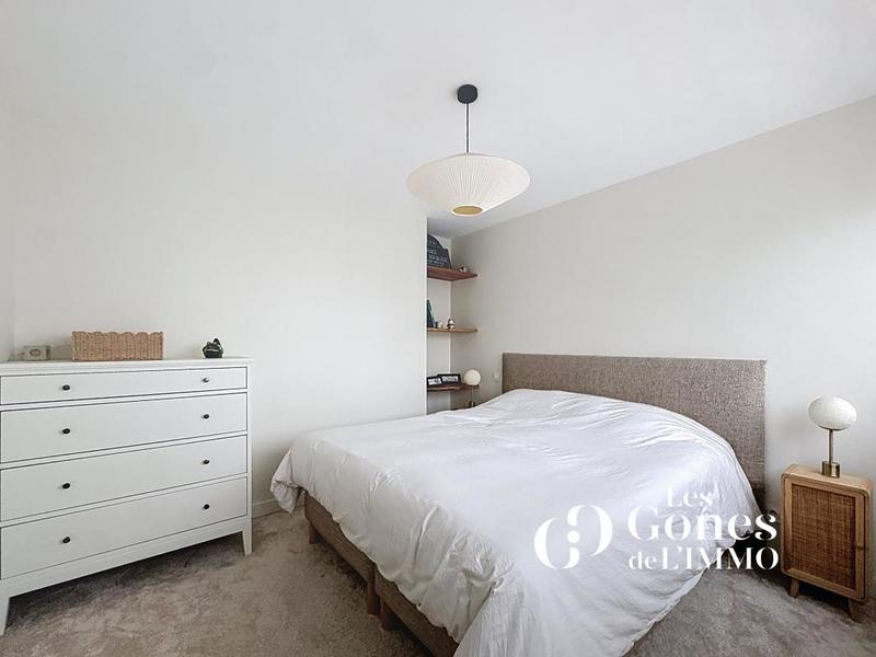 Appartement - 100 m² - 4 pièces