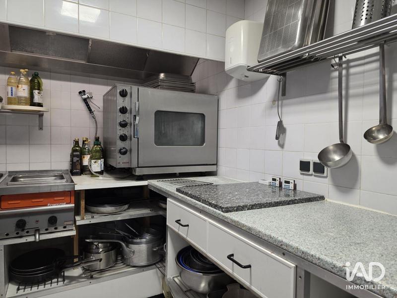 Local commercial - 316 m²