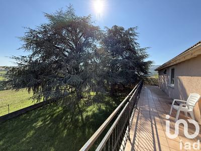 Maison - 199 m² - 8 pièces