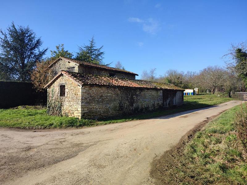 Grange - 46 m² - 2 pièces