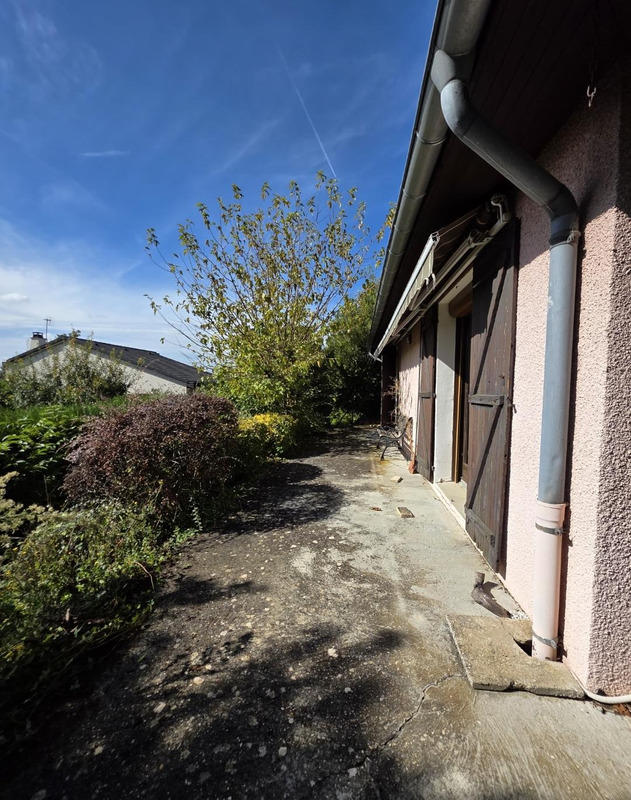 Maison - 104 m² - 4 pièces