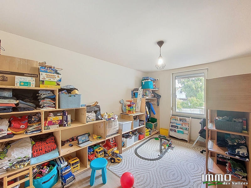 Maison - 200 m² - 3 pièces