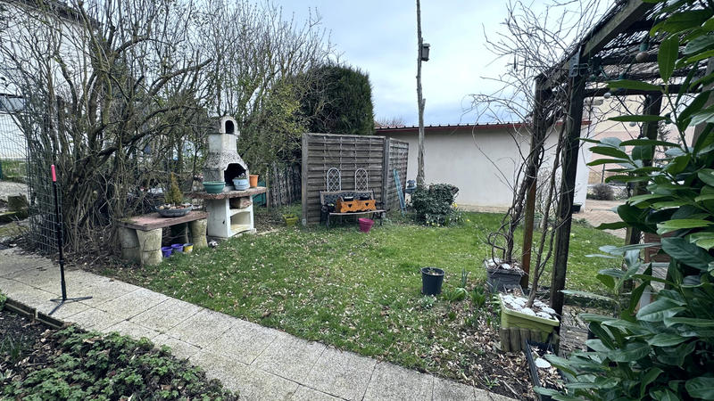 Maison - 98 m² - 6 pièces