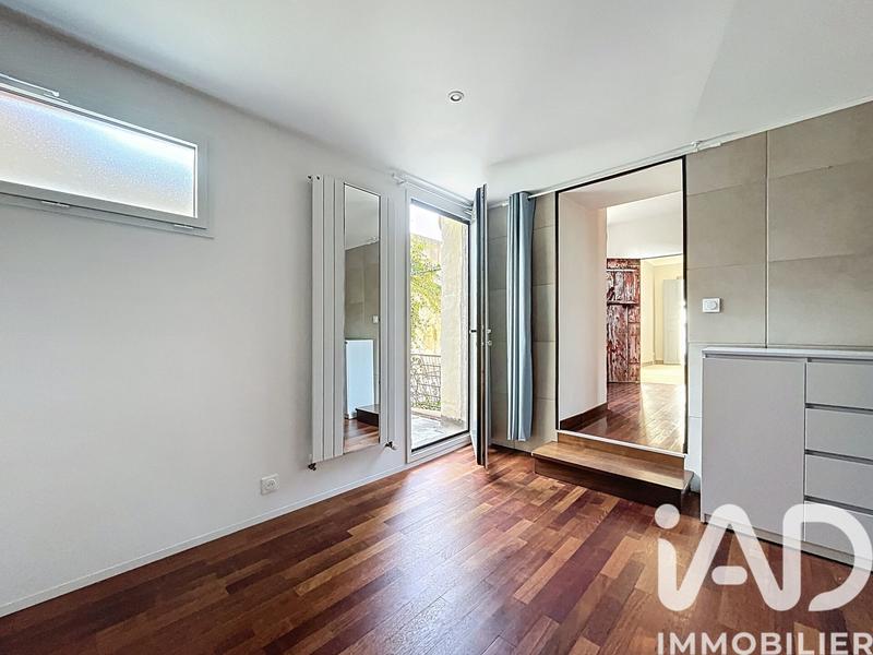 Maison - 213 m² - 7 pièces