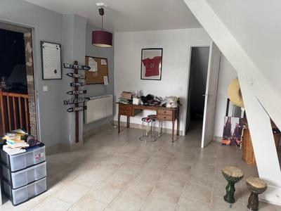 Maison - 200 m² - 6 pièces