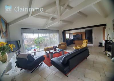 Maison - 168 m² - 5 pièces