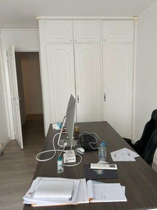 Bureau - 115 m² - 5 pièces