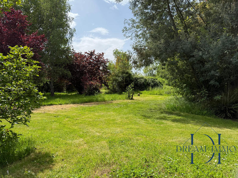 Maison - 334 m² - 6 pièces