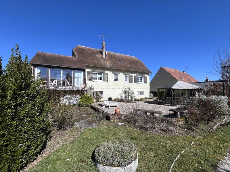 Maison - 164 m² - 5 pièces