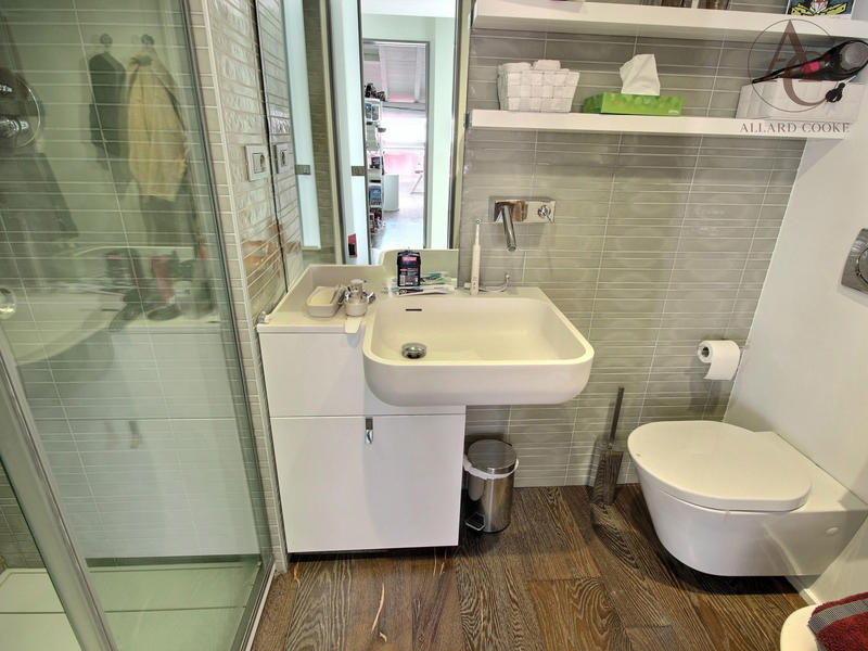 Appartement - 97 m² - 5 pièces