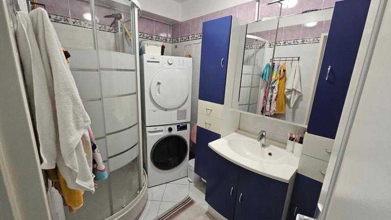 Appartement - 81 m² - 3 pièces