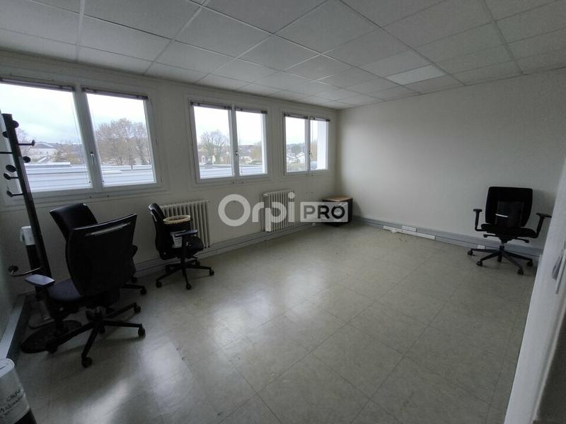 Bureau - 558 m²