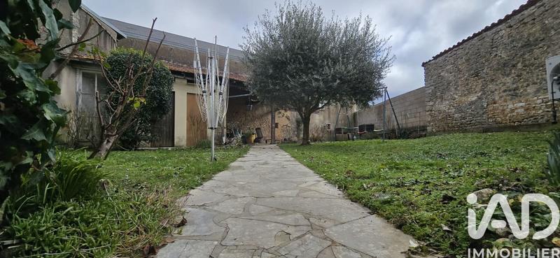 Maison de ville - 210 m² - 8 pièces