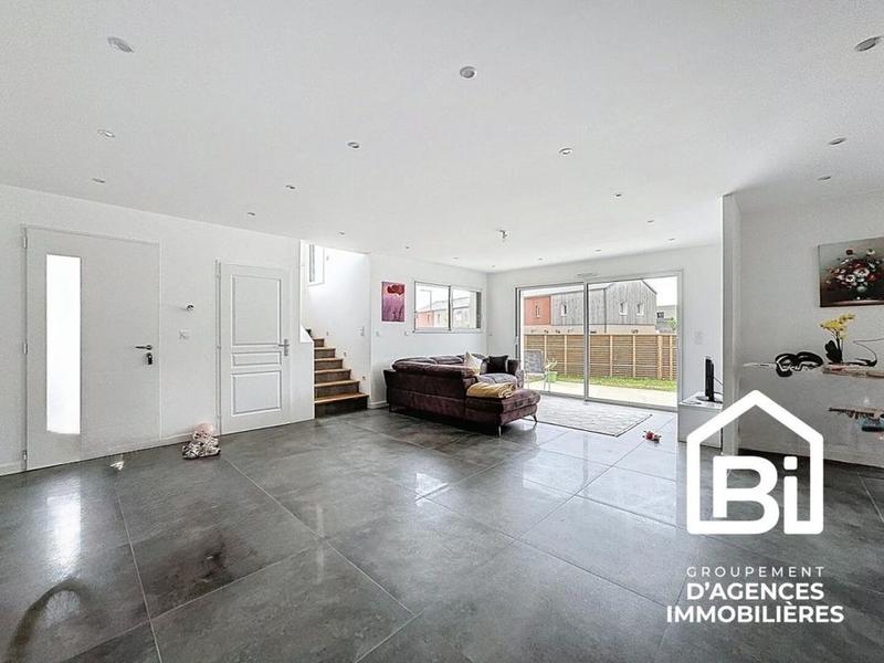 Maison - 150 m² - 5 pièces