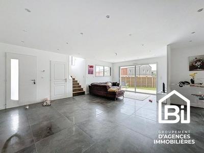 Maison - 150 m² - 5 pièces