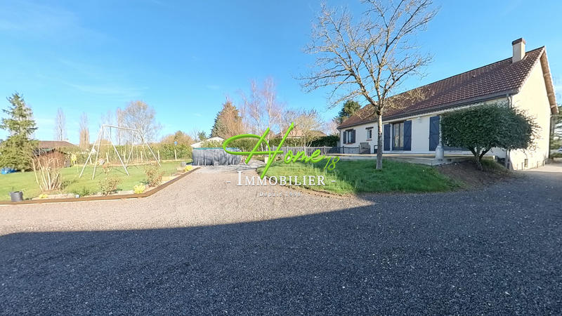 Maison - 98 m² - 5 pièces