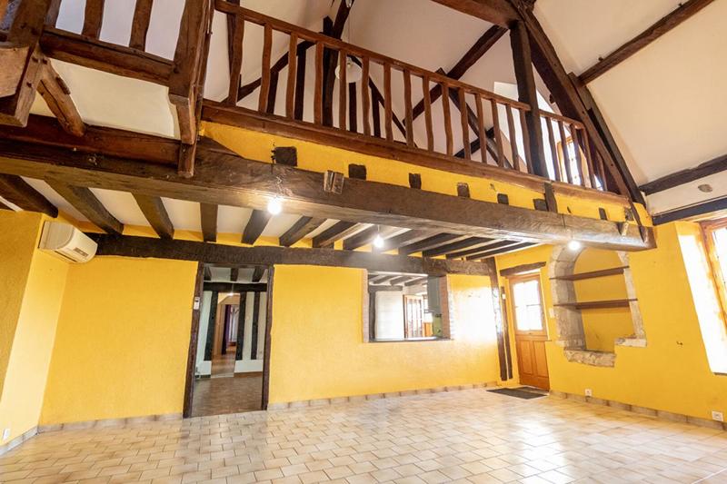 Maison - 200 m² - 9 pièces