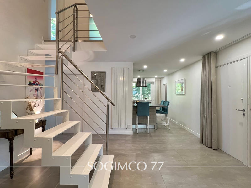 Duplex - 116 m² - 6 pièces