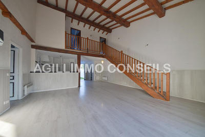 Villa - 100 m² - 5 pièces