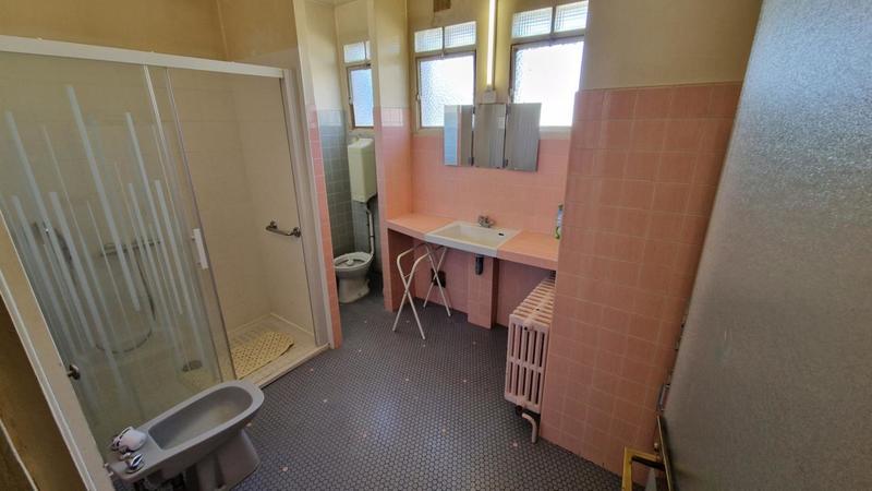 Maison - 319 m² - 9 pièces