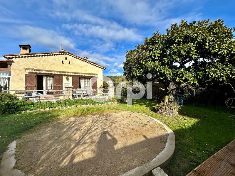 Maison - 168 m² - 5 pièces