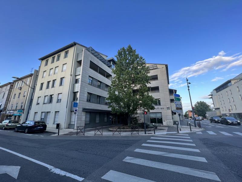 Appartement - 80 m² - 3 pièces