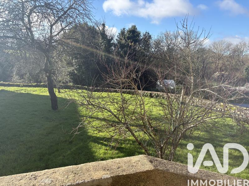 Maison - 350 m² - 6 pièces