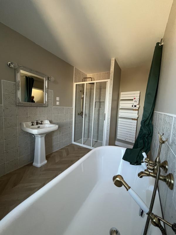 Maison - 161 m² - 6 pièces