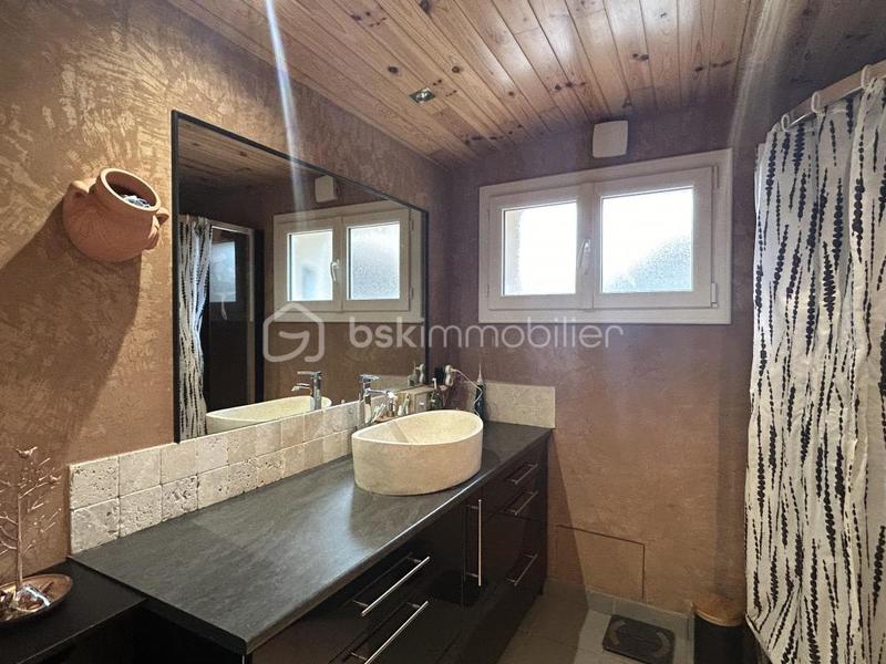 Maison - 139 m² - 5 pièces