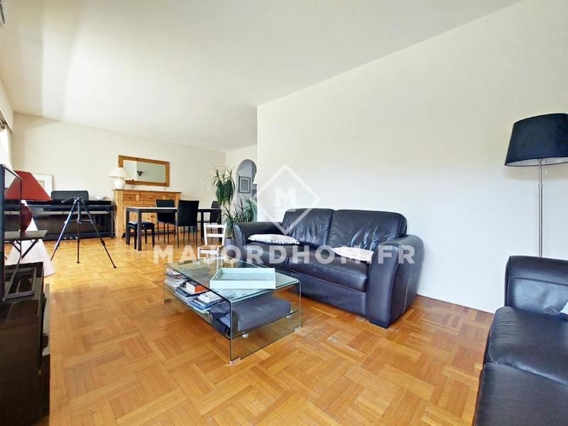 Appartement - 100 m² - 5 pièces