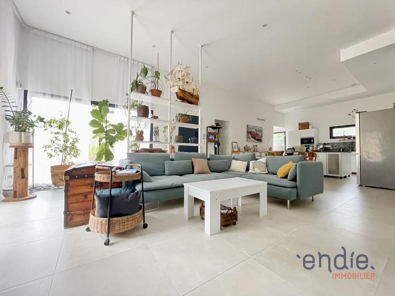 Maison - 147 m² - 6 pièces