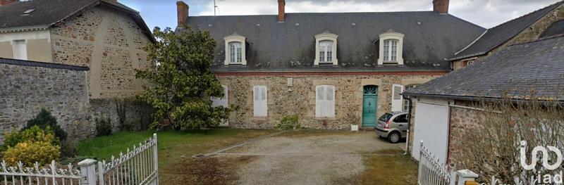 Maison - 236 m² - 8 pièces