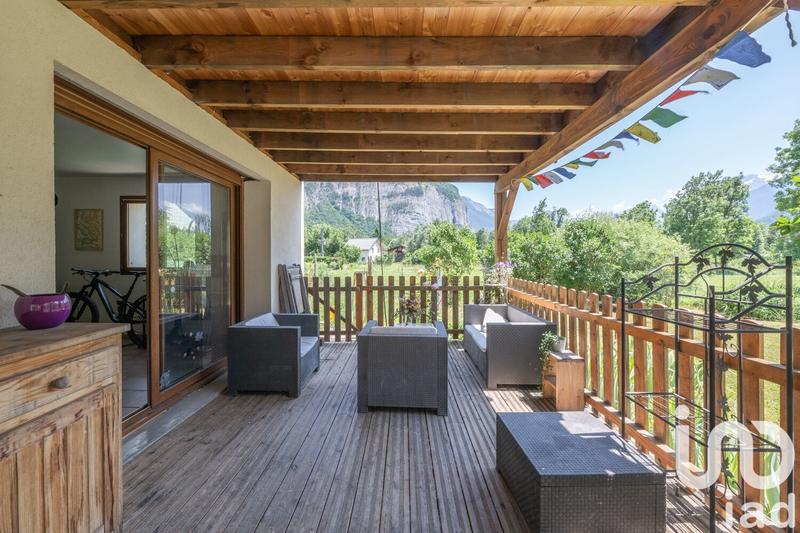 Appartement - 94 m² - 3 pièces