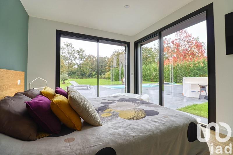 Maison de maîtres - 300 m² - 7 pièces