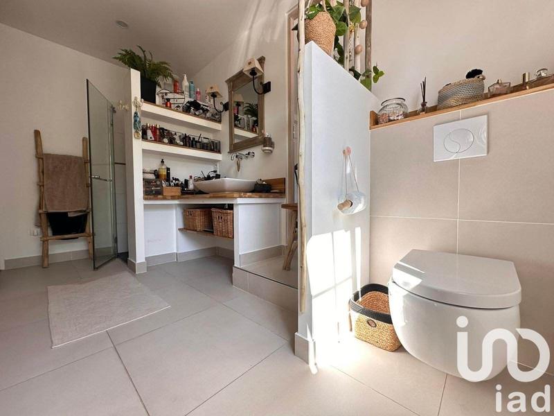 Maison - 200 m² - 7 pièces