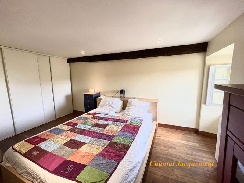 Maison - 235 m² - 7 pièces