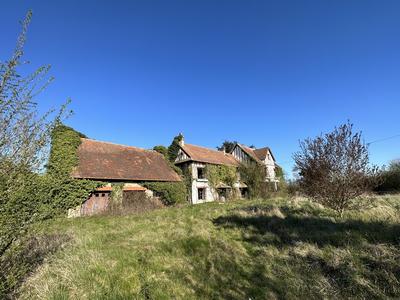 Maison - 259 m² - 10 pièces